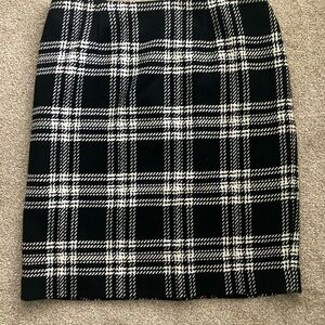 Talbots Wool Plaid Black and White Pencil Skirt Preppy  14W NWT
